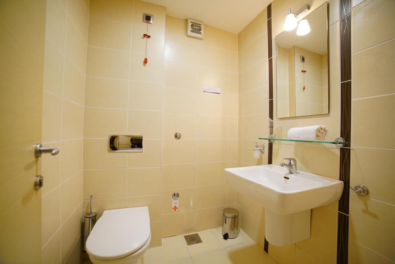 Hotel Vojvodina Зренянин Экстерьер фото