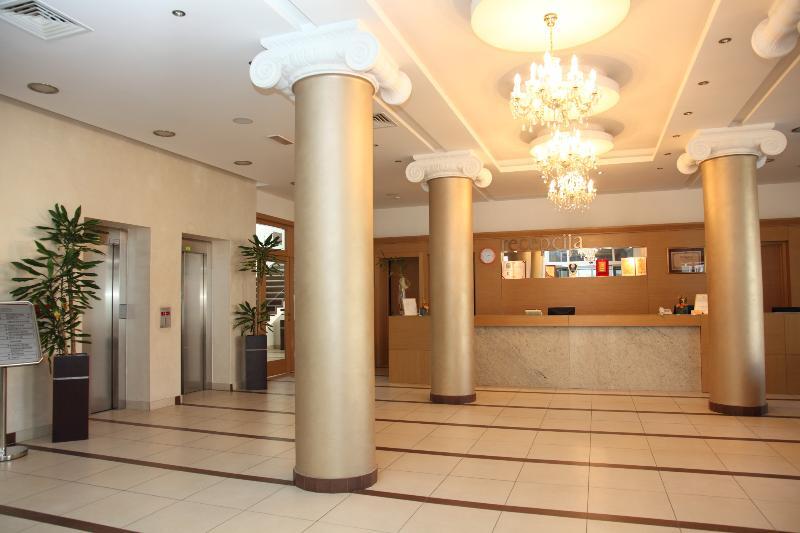 Hotel Vojvodina Зренянин Экстерьер фото