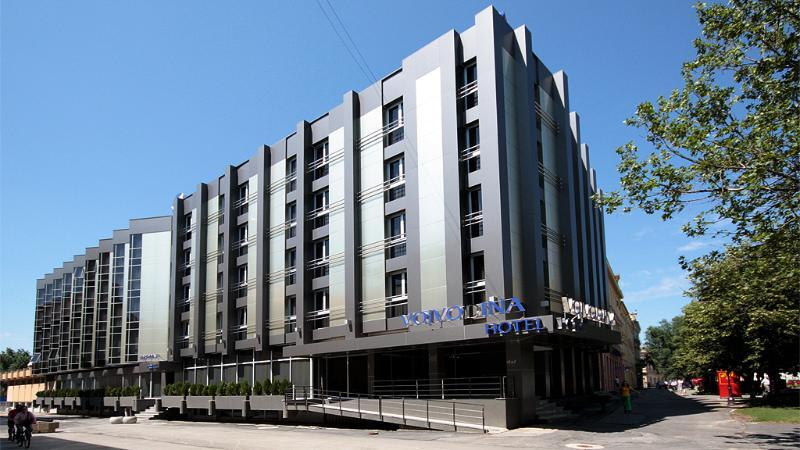 Hotel Vojvodina Зренянин Экстерьер фото