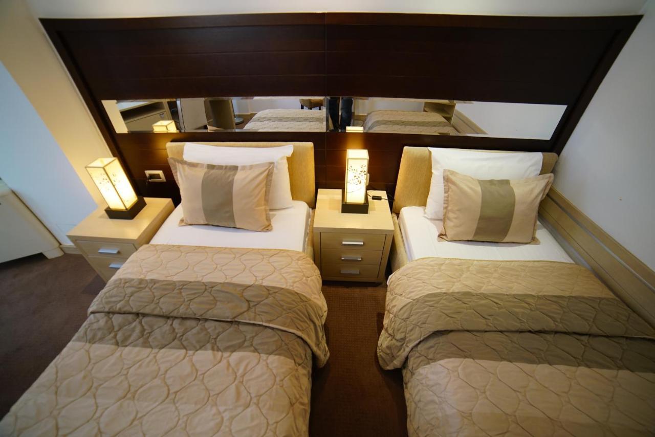 Hotel Vojvodina Зренянин Экстерьер фото